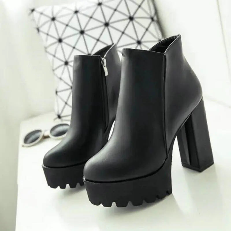 2018 Women's Fashion High Heel Martin Boots with Fur